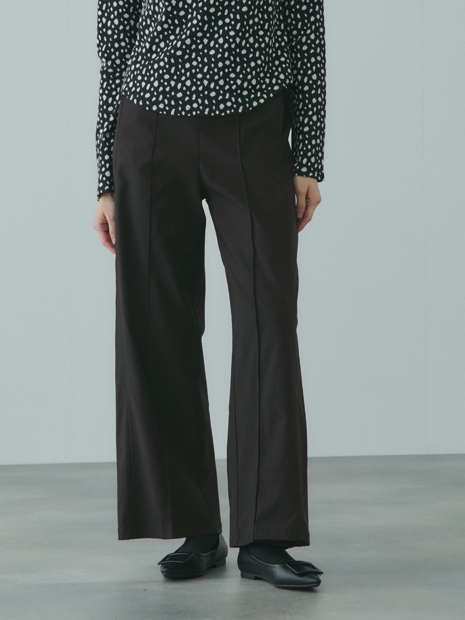 HAKIYASEブラッシュバックワイドパンツ≪手洗い可能≫