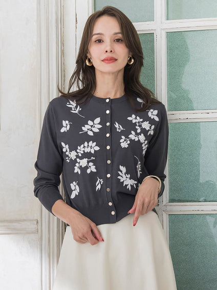 ボタニカルモチーフ刺繍カーディガン