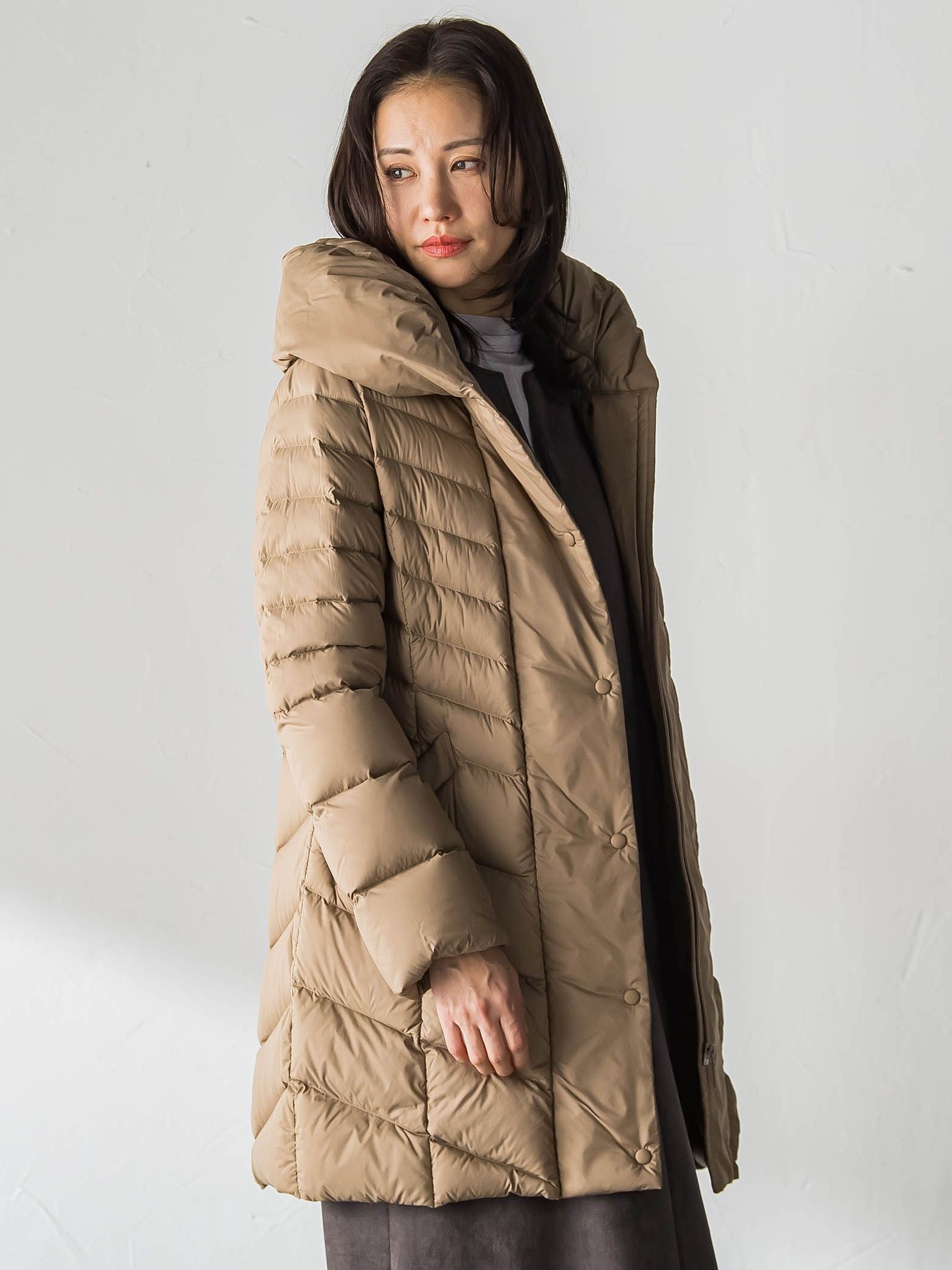 Surface Light ボリュームネックダウンコート