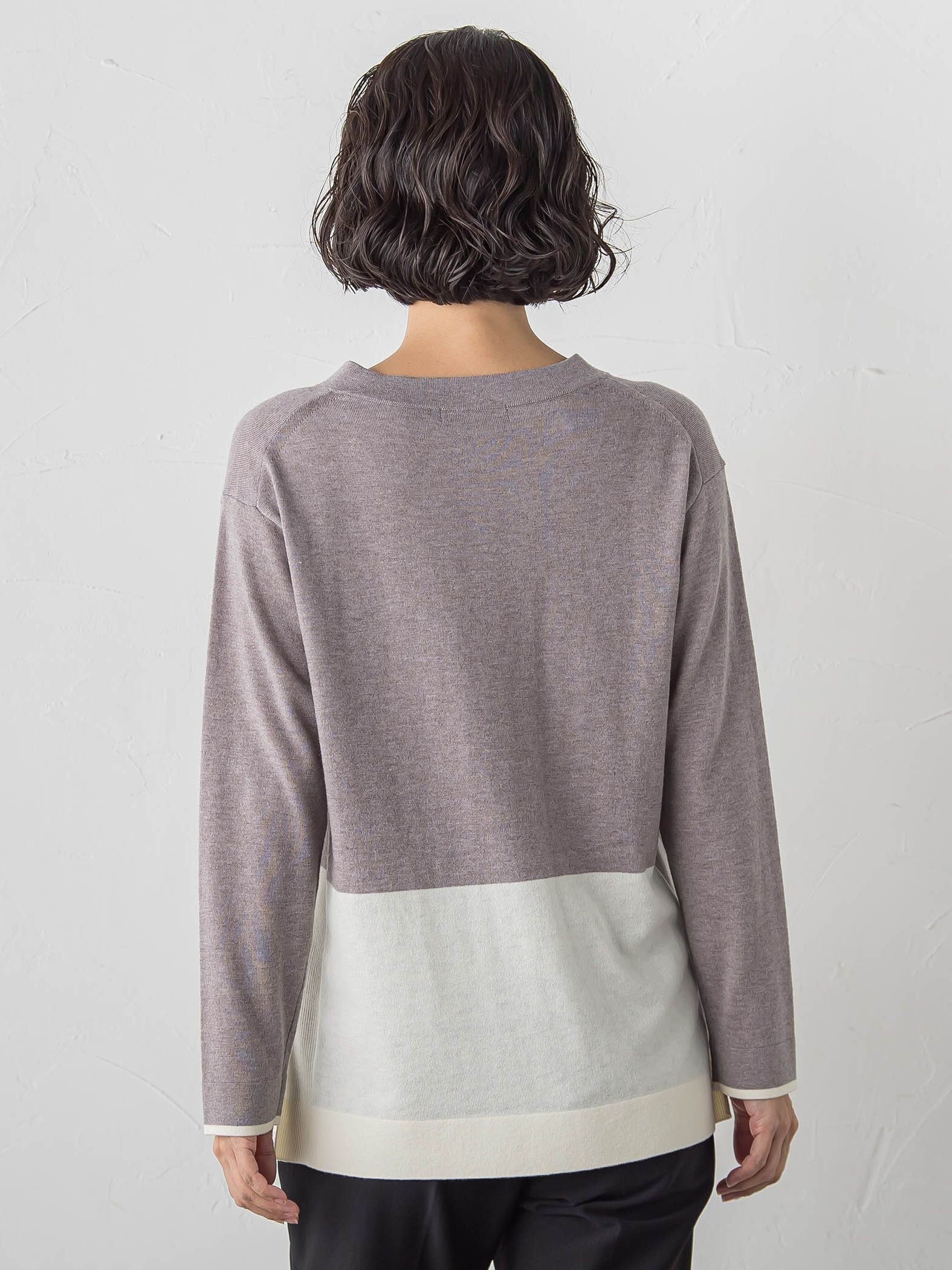 ファインウールVネックニット