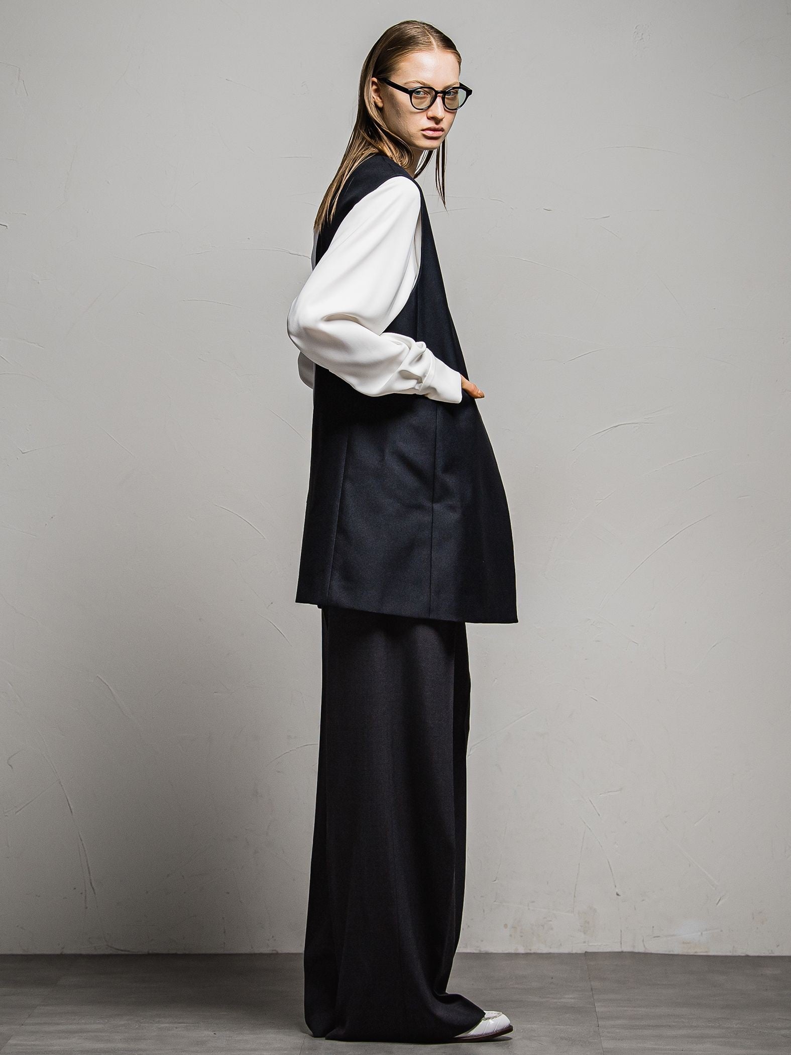 TWギャバジン　スリーブレスコート