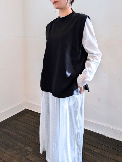 《予約販売》crew neck vest　【日本製】