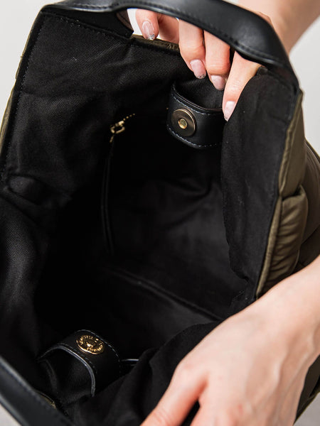 【WEB限定】【VIOLAd'ORO】キルトハンドバッグ　ELMO / V-8663