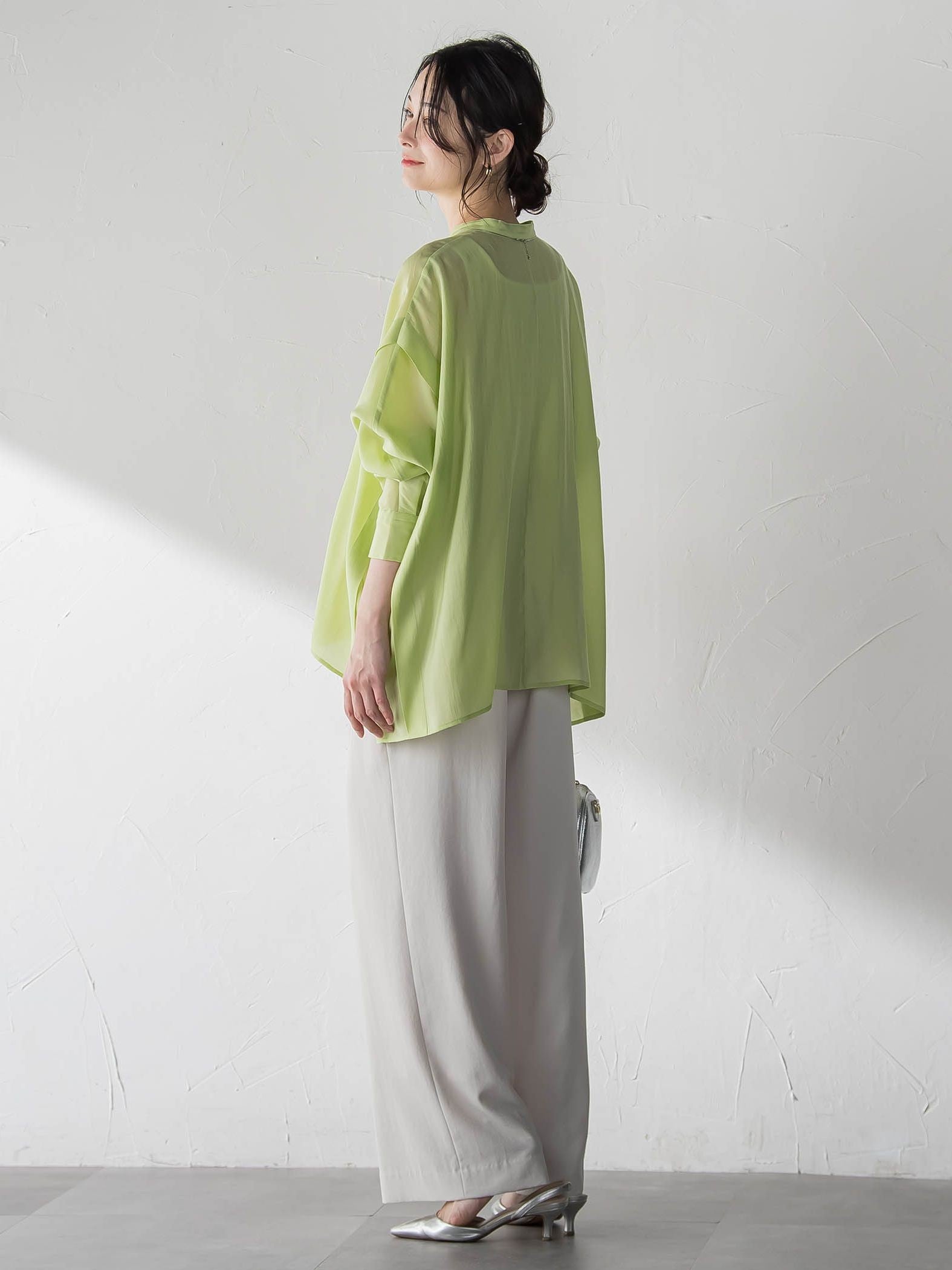 シアーブロードブラウス