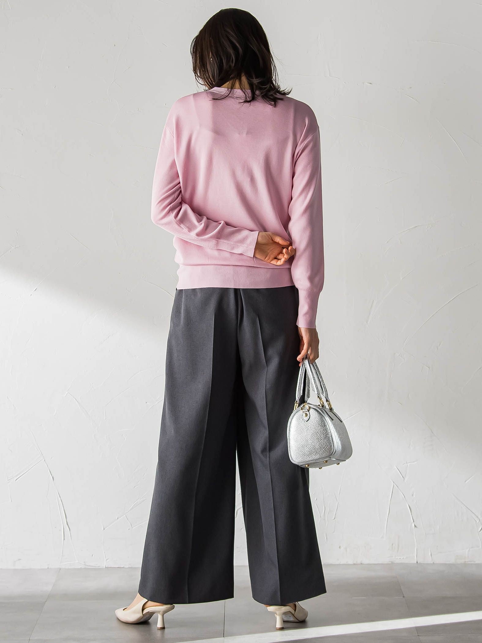 Brisbane Vネックニットプルオーバー≪WEB限定カラーあり/11号あり≫