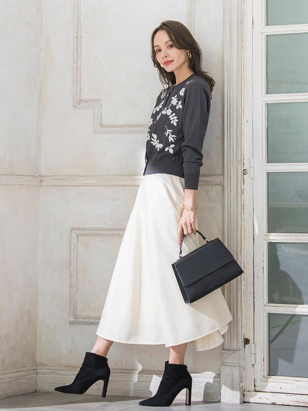 ボタニカルモチーフ刺繍カーディガン