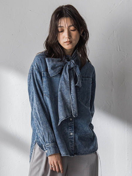 ボウタイ付きデニムシャツ≪洗濯機で洗える≫