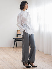 ネックフリルブラウス