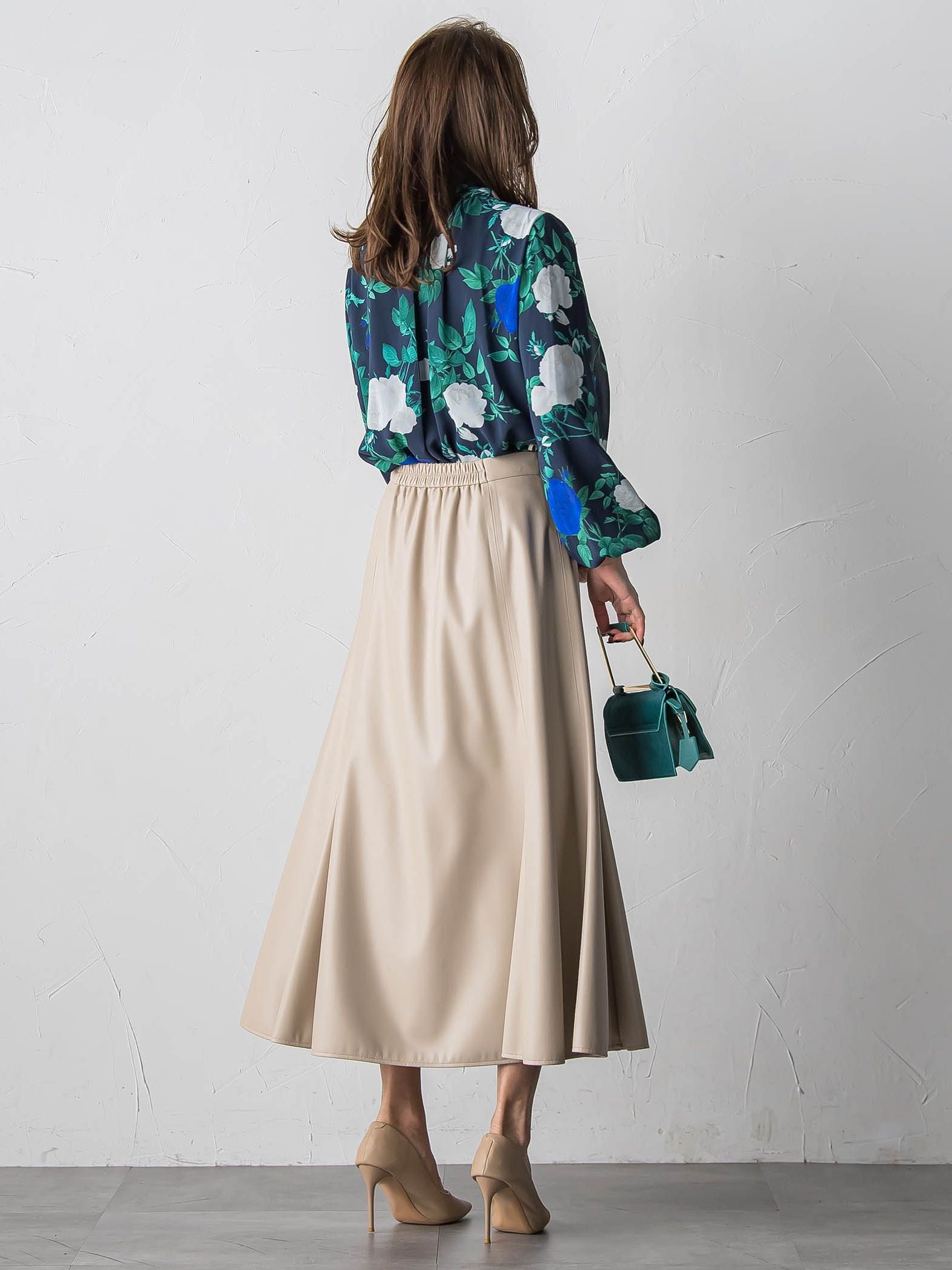 ブルーローズプリントブラウス≪洗濯機で洗える≫