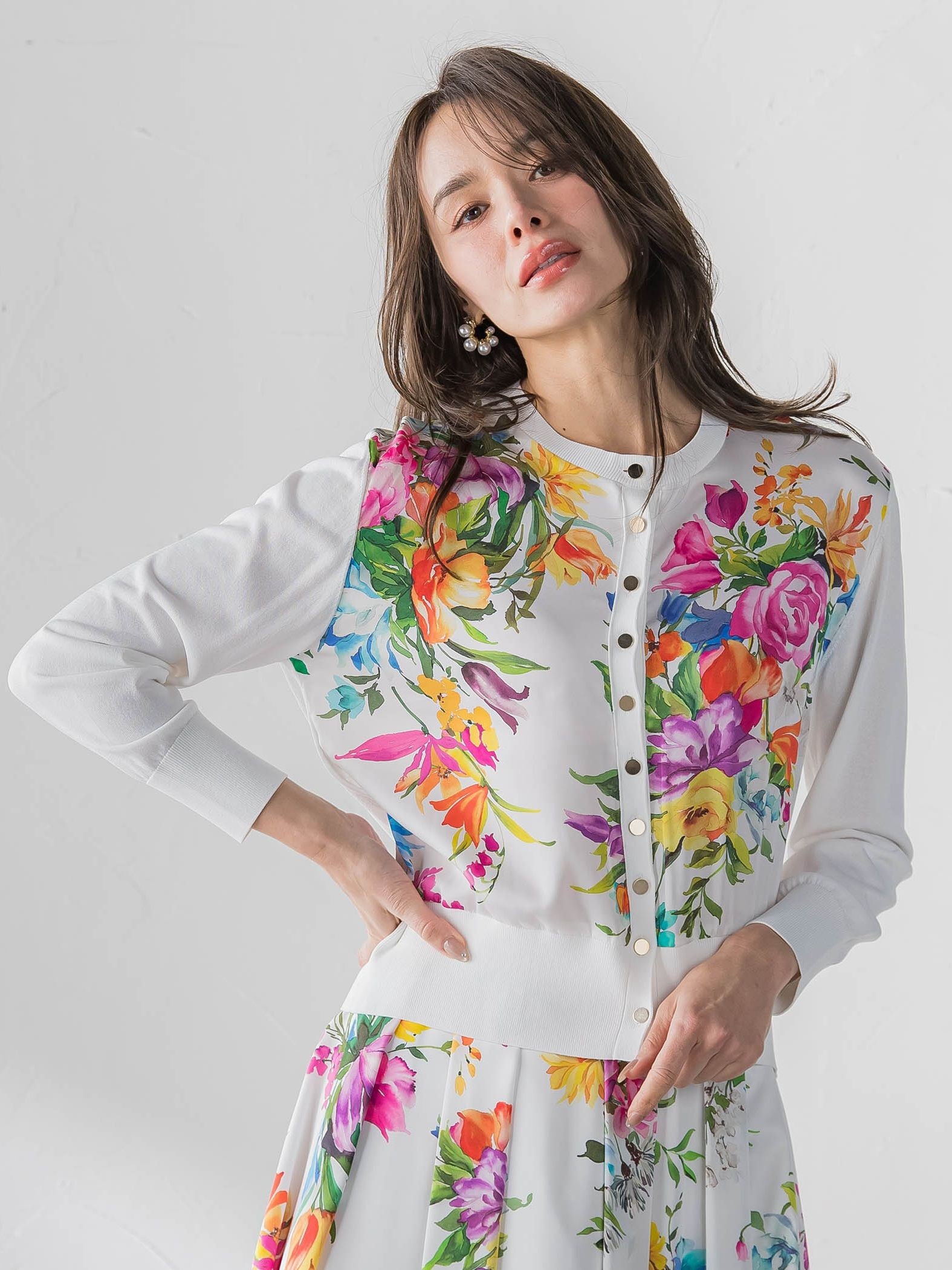 ビッグフラワーブーケカーディガン