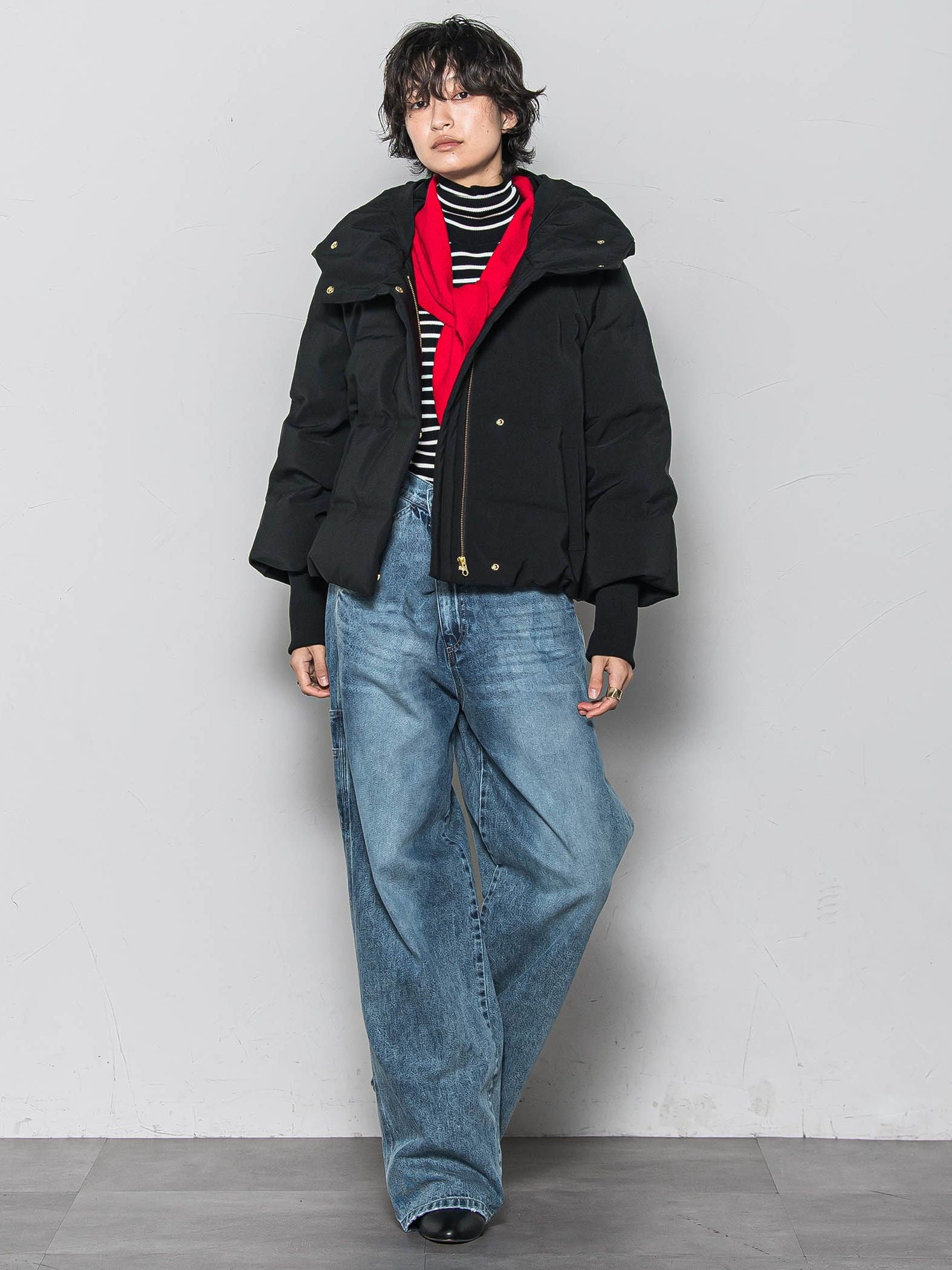 袖口リブシームレスダウンジャケット