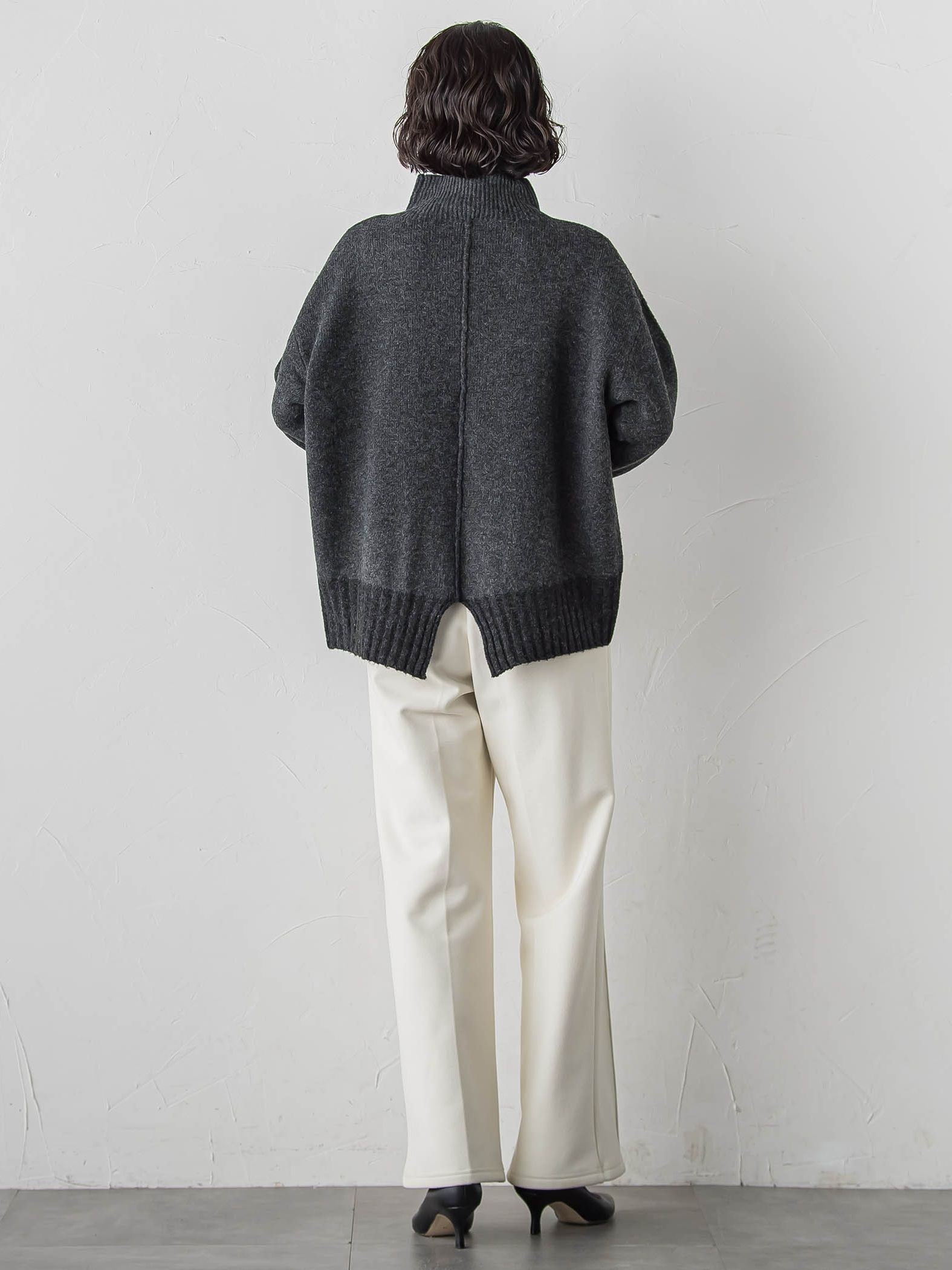 【WEB限定】”ふんわり配色の”もっちりハイネックニット