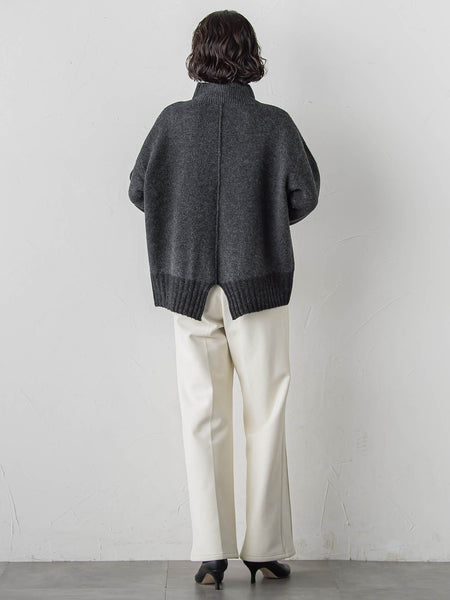 【WEB限定】”ふんわり配色の”もっちりハイネックニット