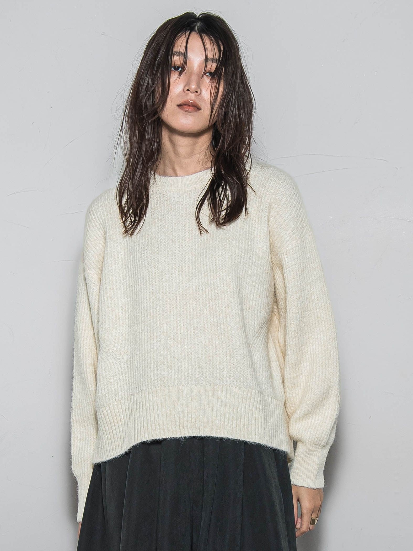 フラッフィークルーネックニット≪手洗い可能≫