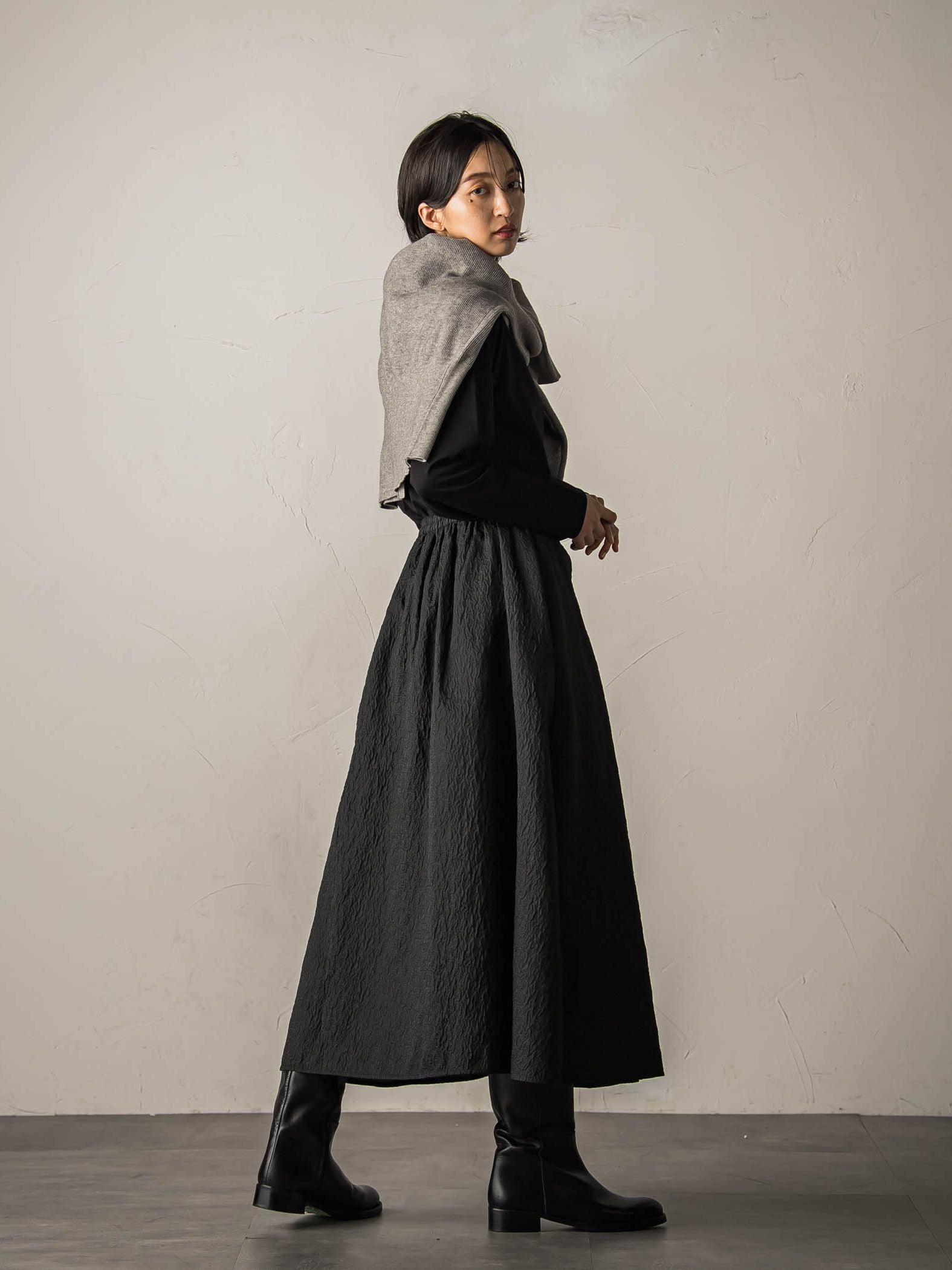 型押しジャガードタックフレアスカート≪手洗い可能≫