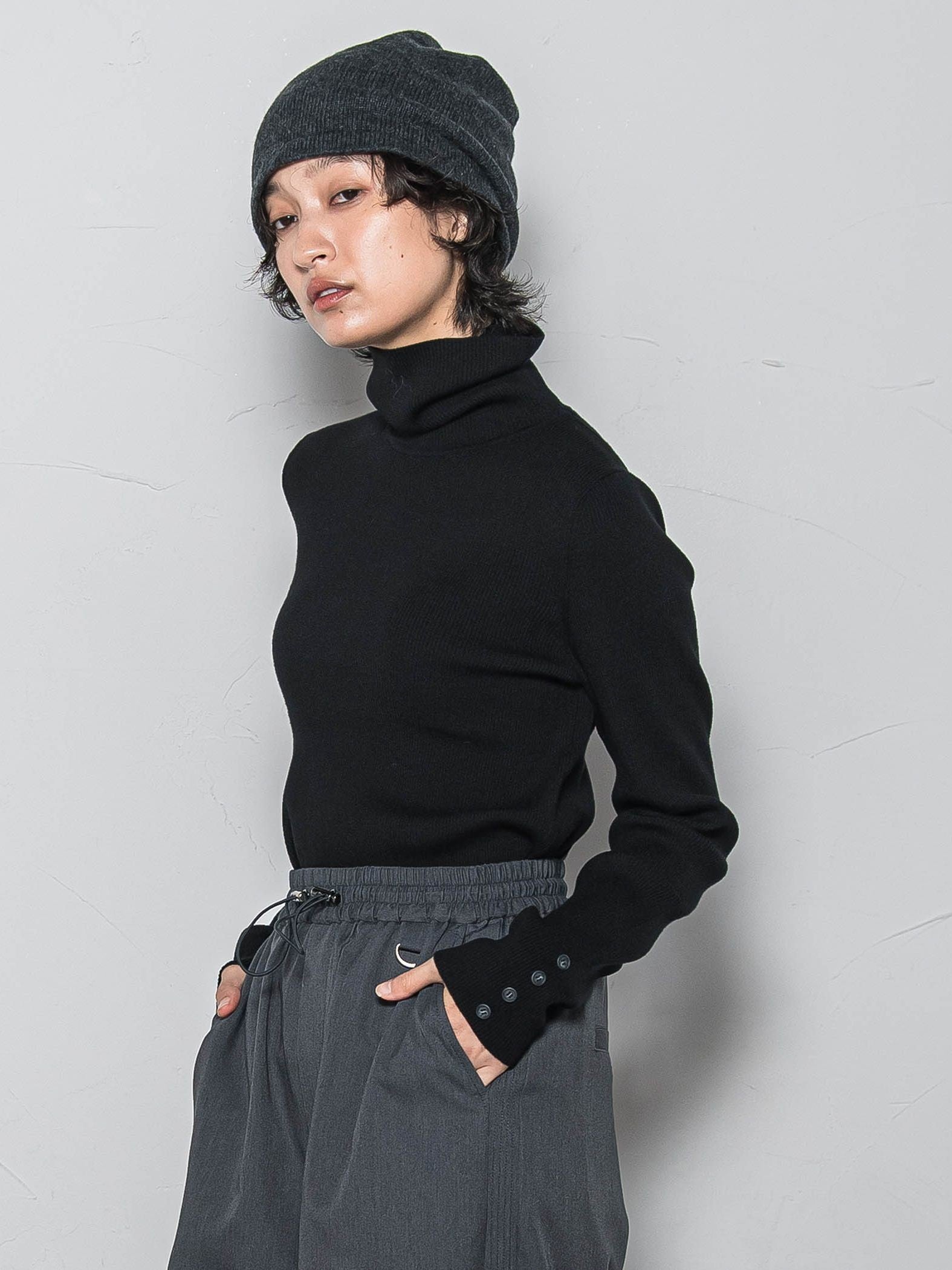 リブタートルニットプルオーバー≪手洗い可能≫