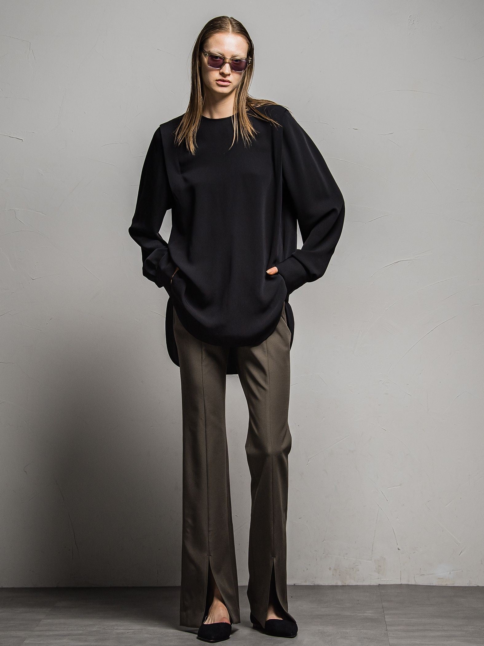 プレミアムストレッチセンタースリットフレアレギンス