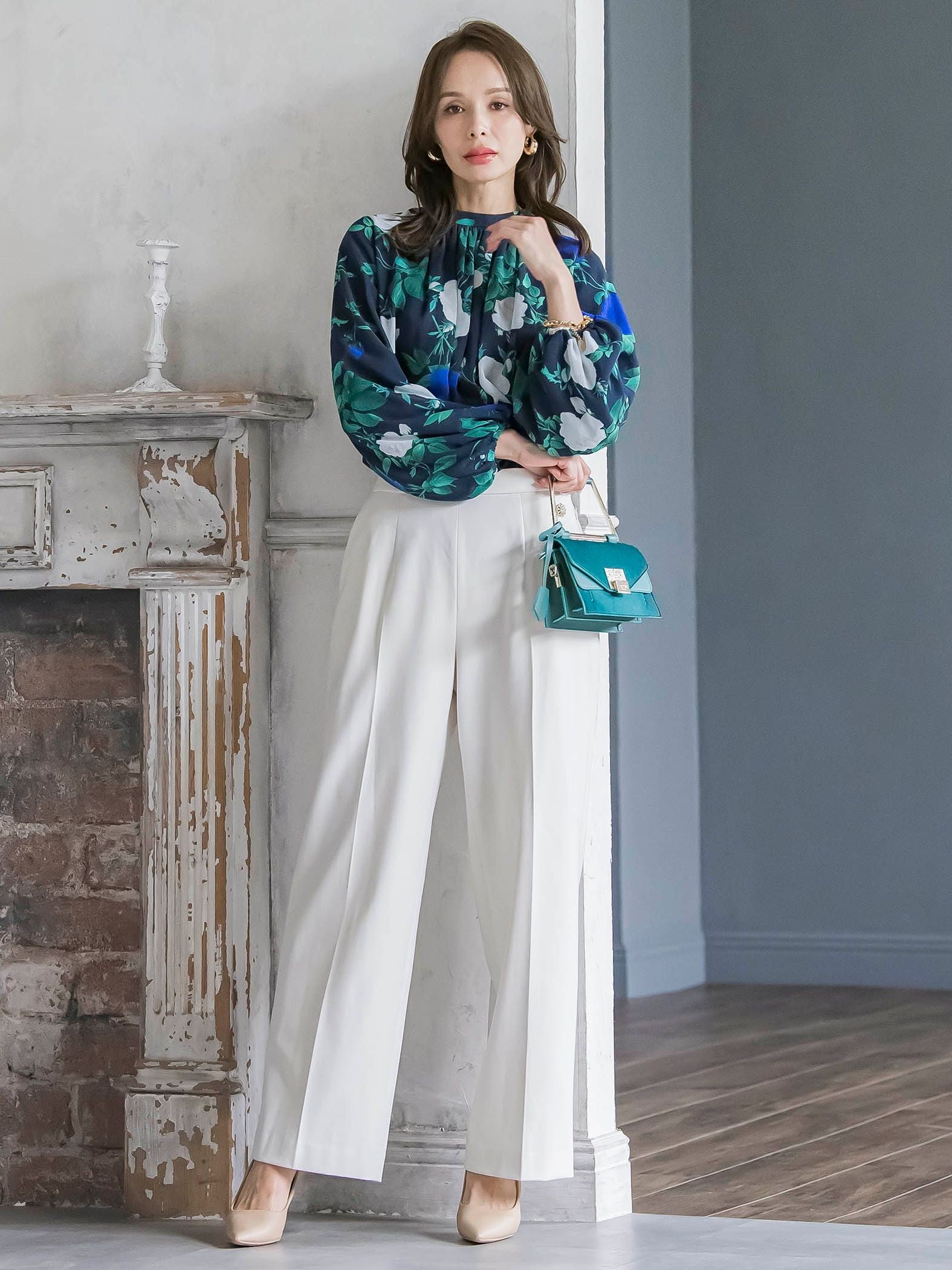 ブルーローズプリントブラウス≪洗濯機で洗える≫