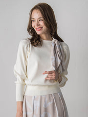 トゥシューズスカーフ付きニット