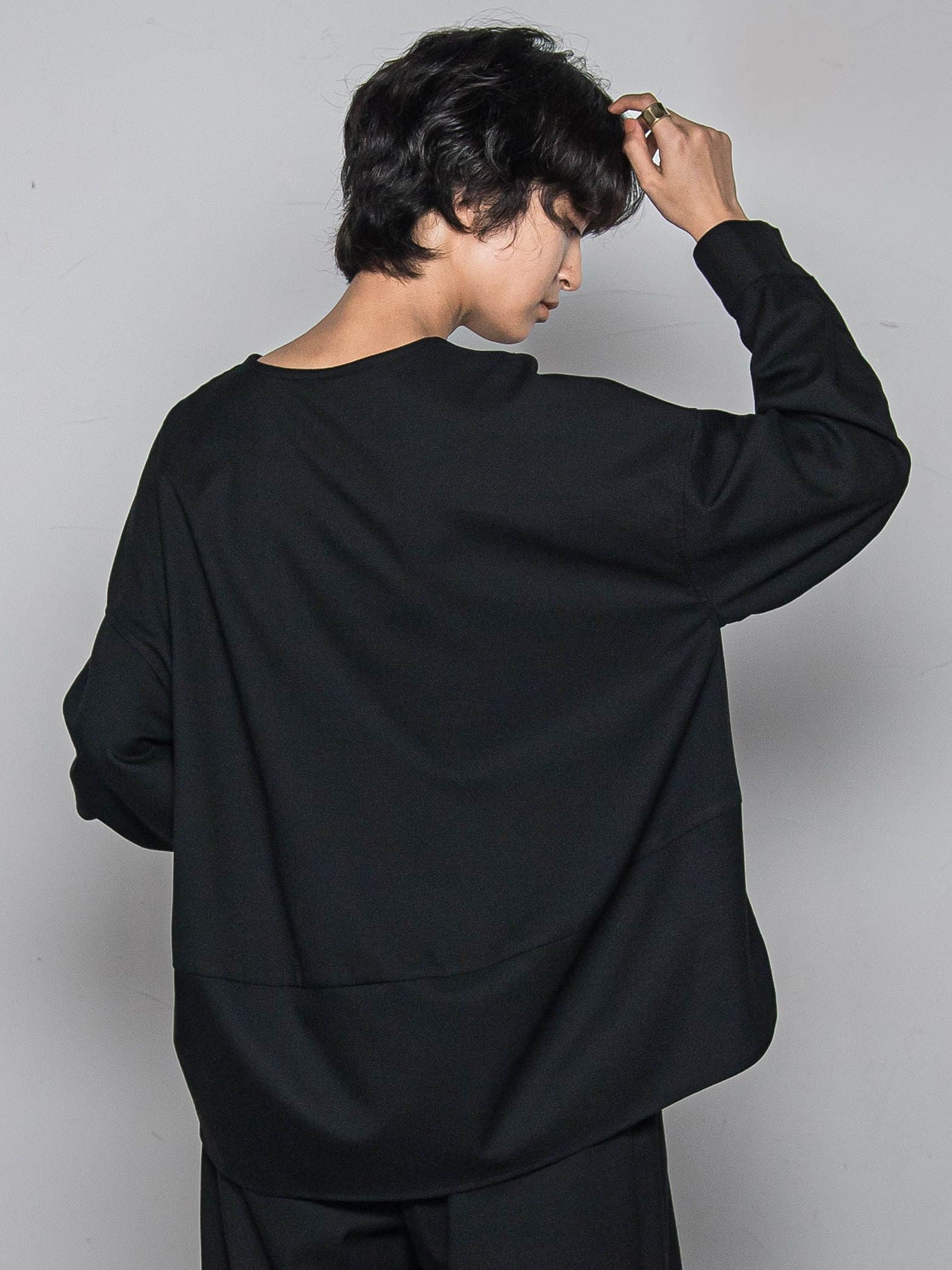 【一瞬で楽とキレイを叶える】裏起毛2WAYネックブラウス≪手洗い可能≫