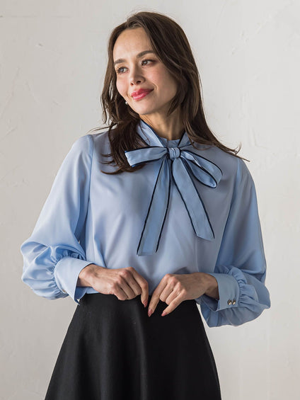 フェミニッシュデシンブラウス