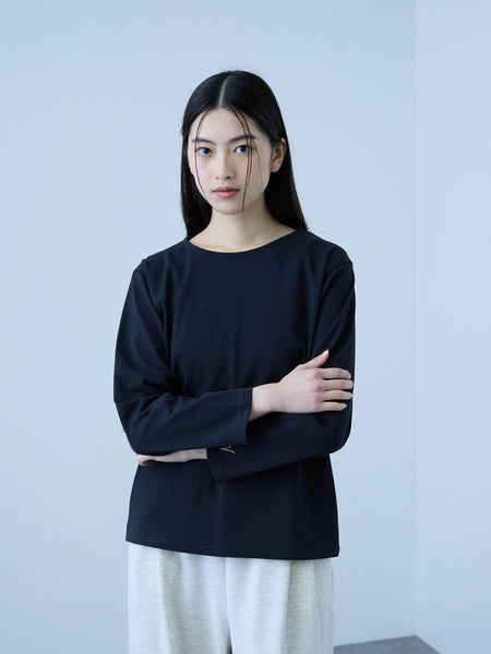 【シーズンレス】袖刺繍コットンプルオーバー
