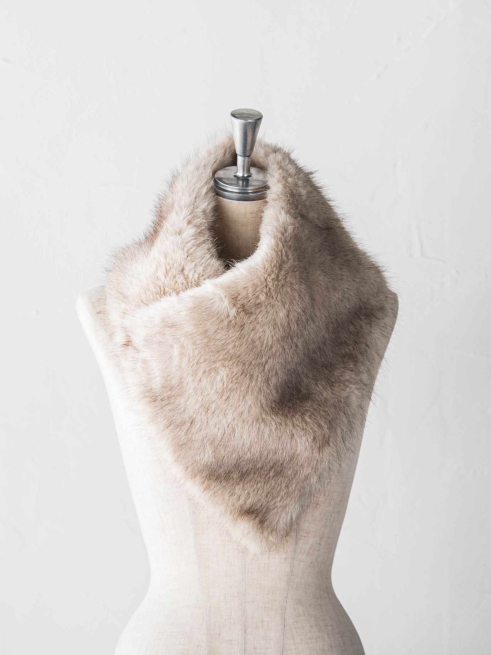 【THROW/スロー】Eco Fur Shawl