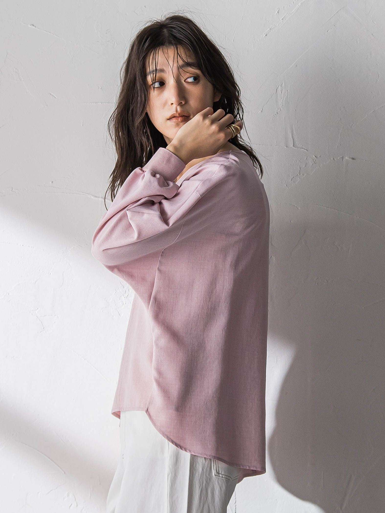 【一瞬で楽とキレイを叶える】タンブラーオックスギャザー袖ブラウス≪手洗い可能≫