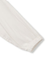 ドレープサテンフリルネックブラウス