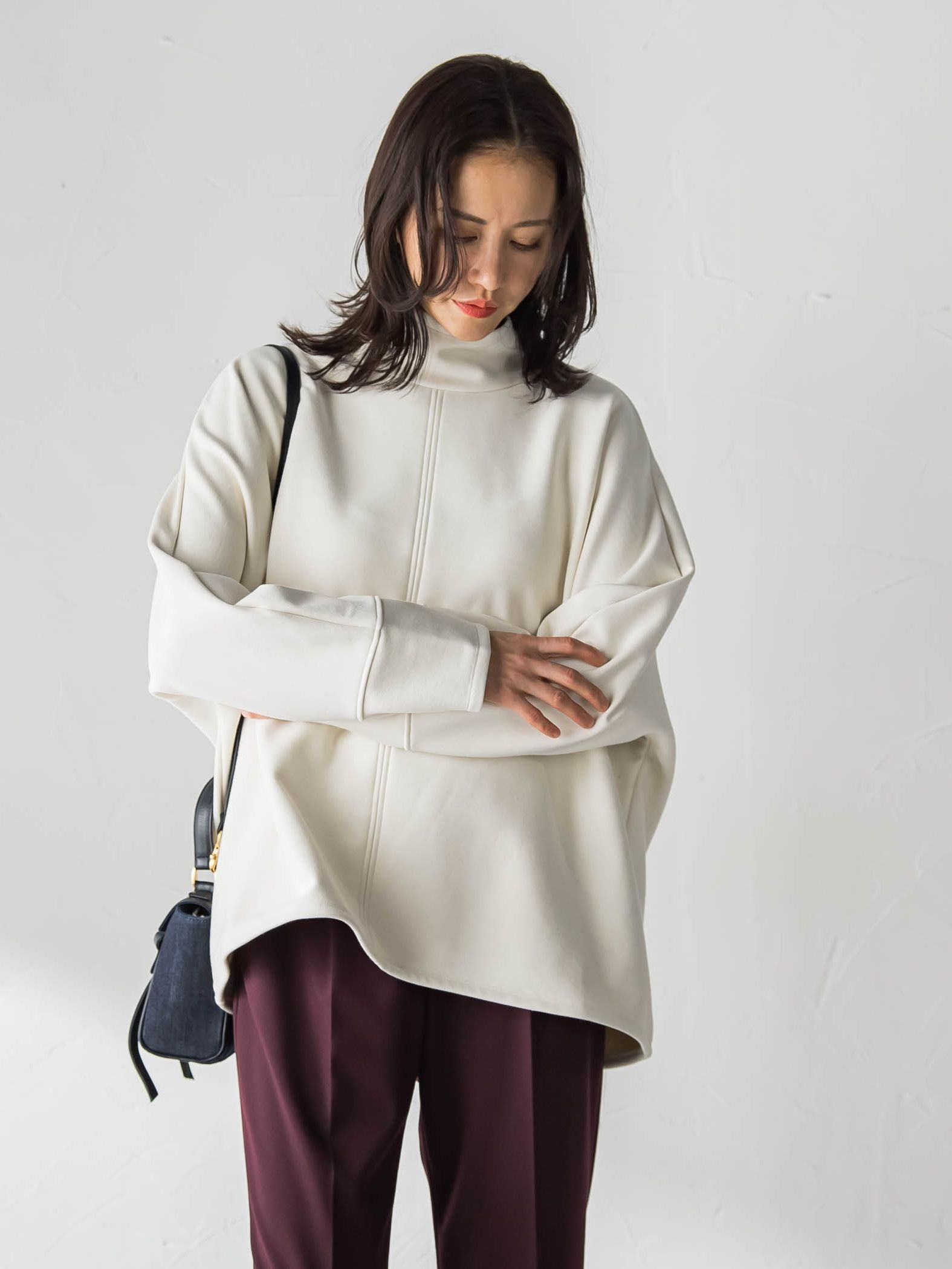 【WEB限定】裏毛布スタンドネックプルオーバー≪毛玉防止・ストレッチ≫