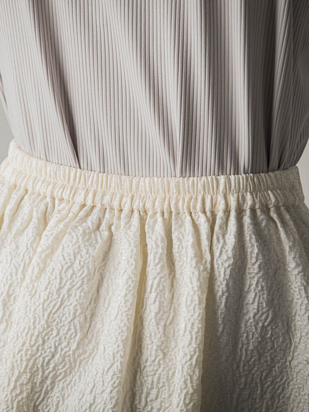 型押しジャガードタックフレアスカート≪手洗い可能≫