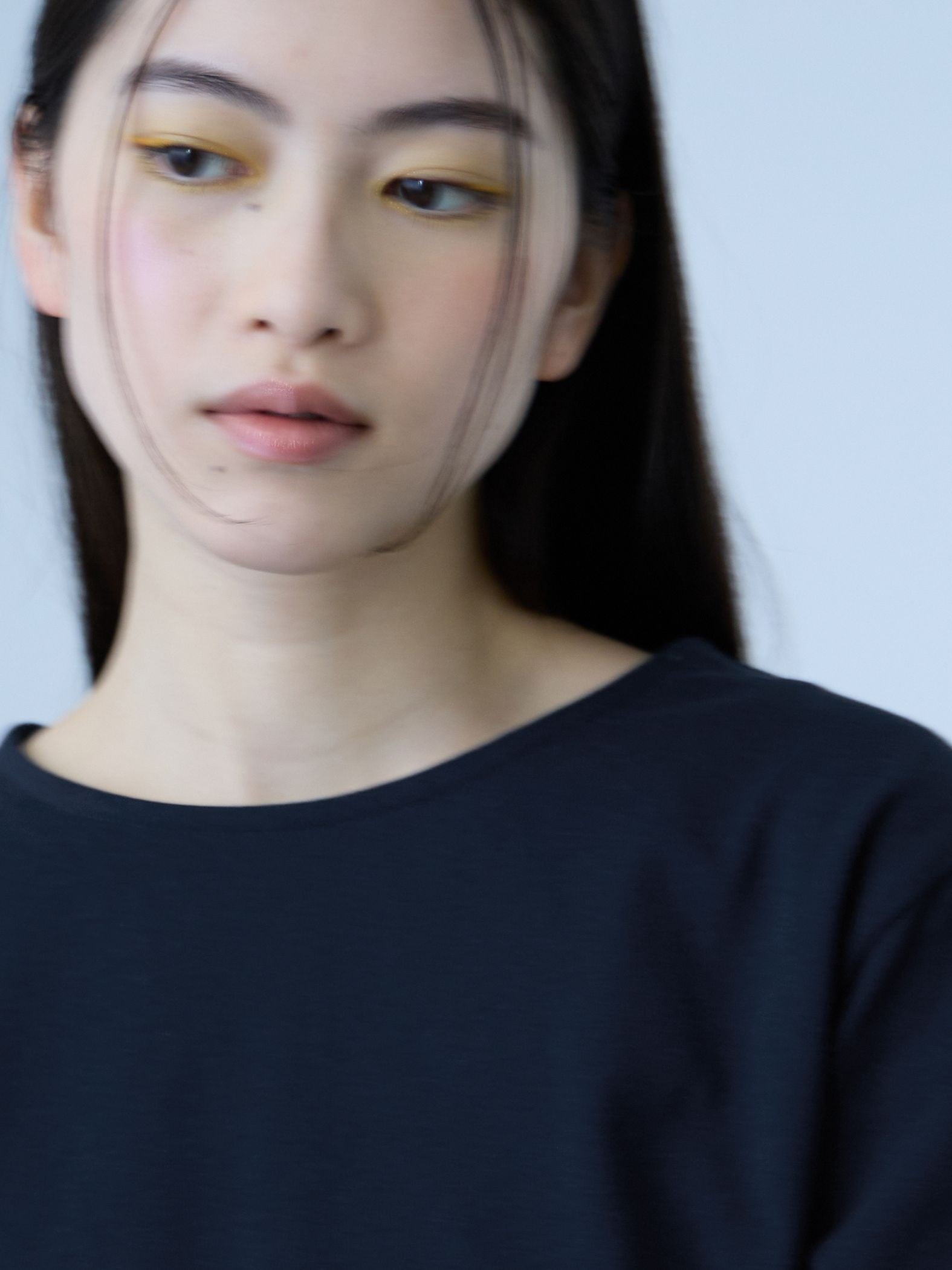【シーズンレス】袖刺繍コットンプルオーバー