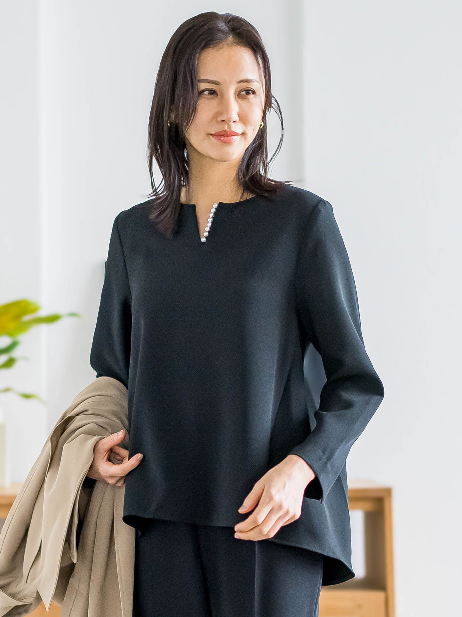 【WEB限定 13号】トリクシオンキーネックブラウス≪セットアップ対応/手洗い可能≫