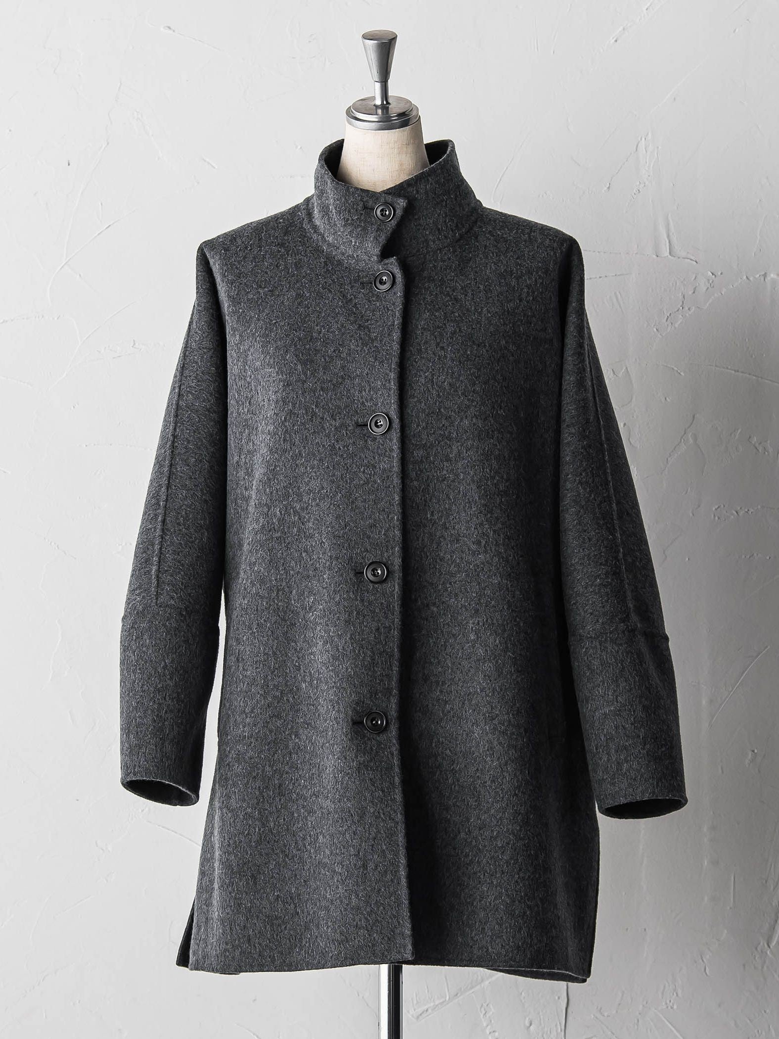 <極>”軽さと贅沢なぬくもり”スタンドカラーリバーコート