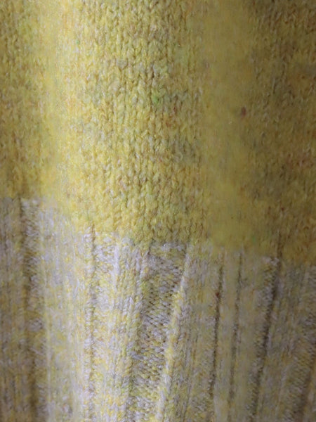 【WEB限定】”ふんわり配色の”もっちりハイネックニット