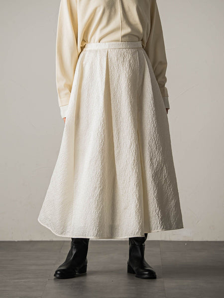 型押しジャガードタックフレアスカート≪手洗い可能≫