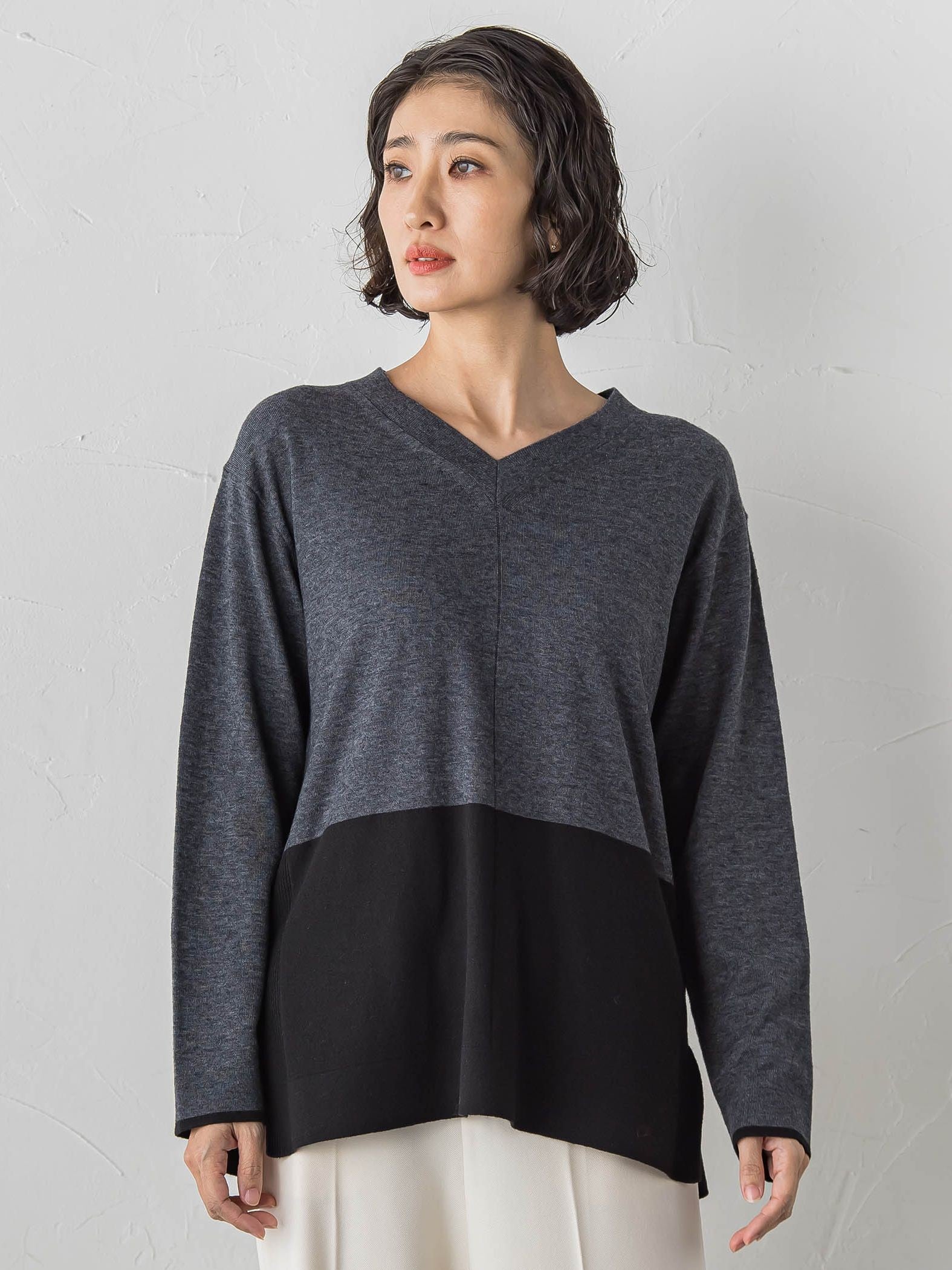 ファインウールVネックニット