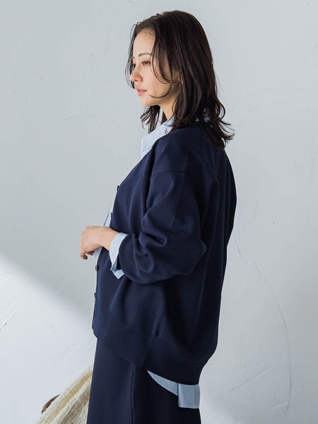 Vネックカーディガン