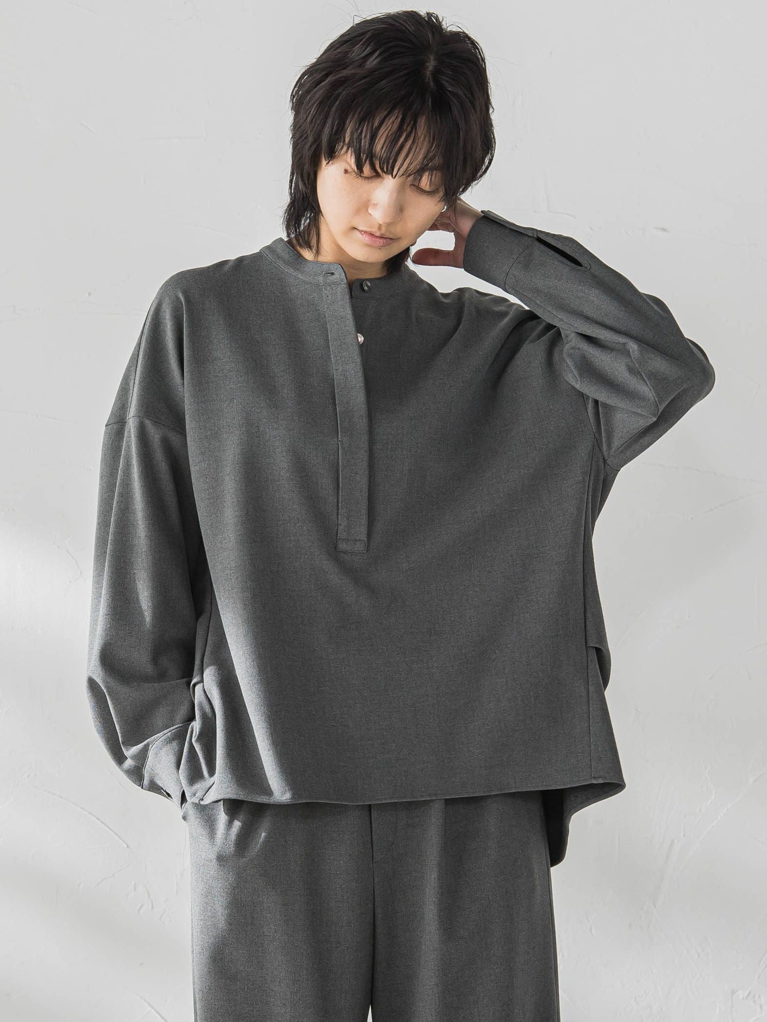 【新色追加】サーモサキソニーバックタックスキッパーブラウス≪洗濯機で洗える≫