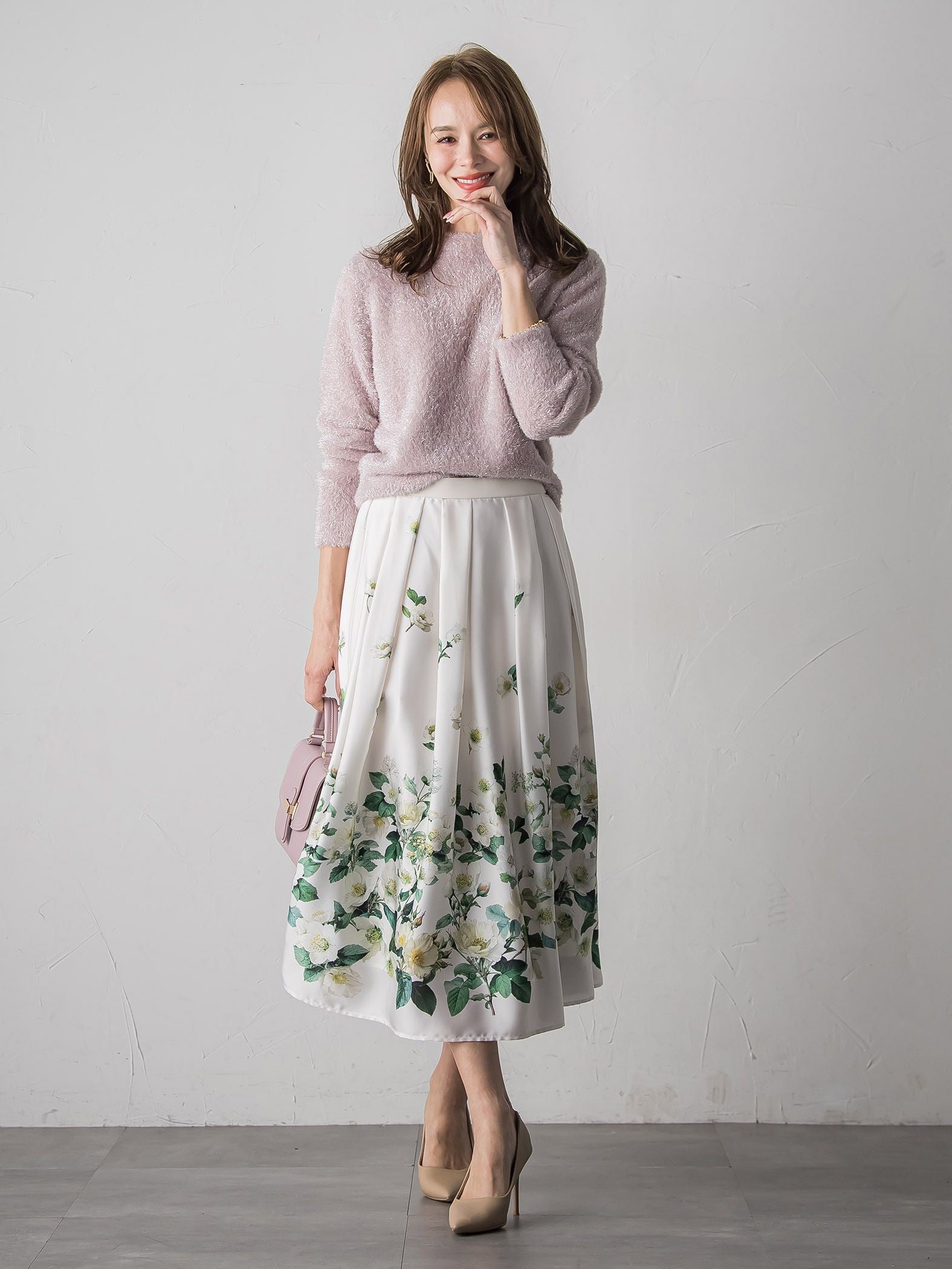 ラメシャギーニット