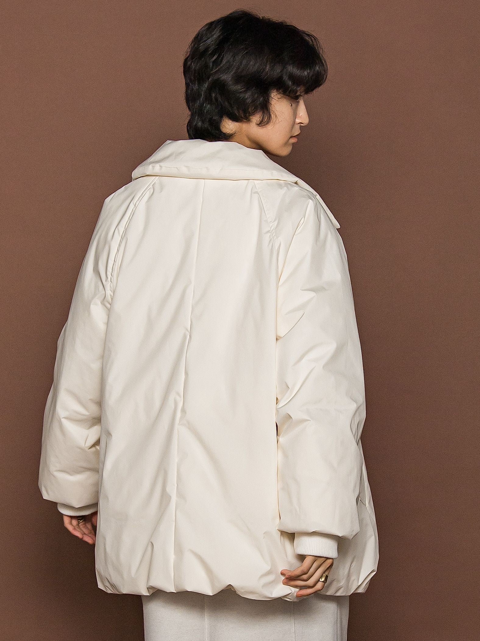 エアリーピュアダウンコクーンジャケット