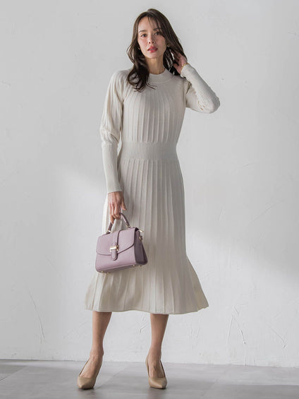 ニットワンピース