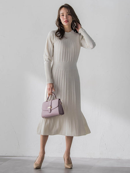 ニットワンピース