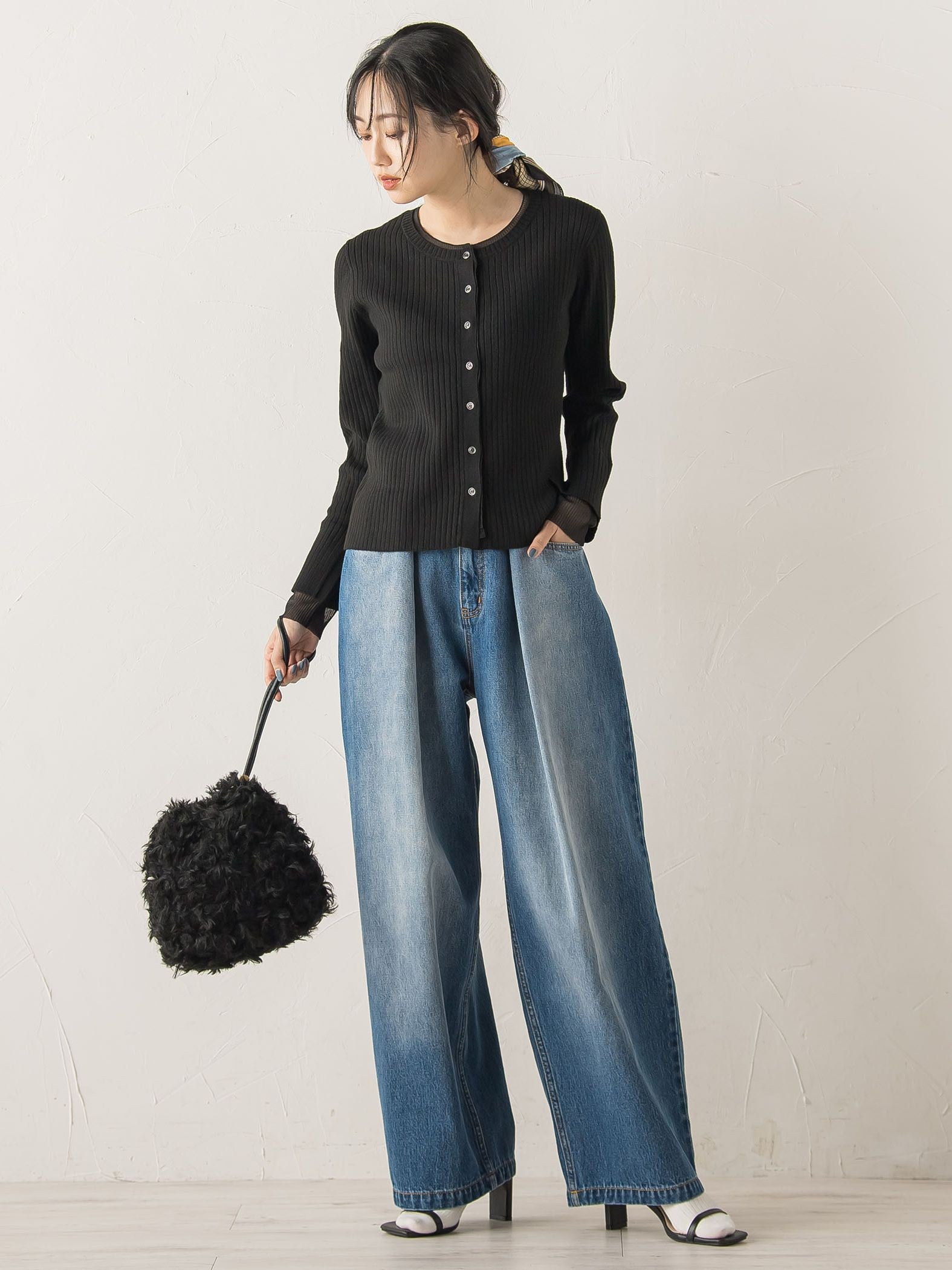 タックデニムパンツ≪洗濯機で洗える≫