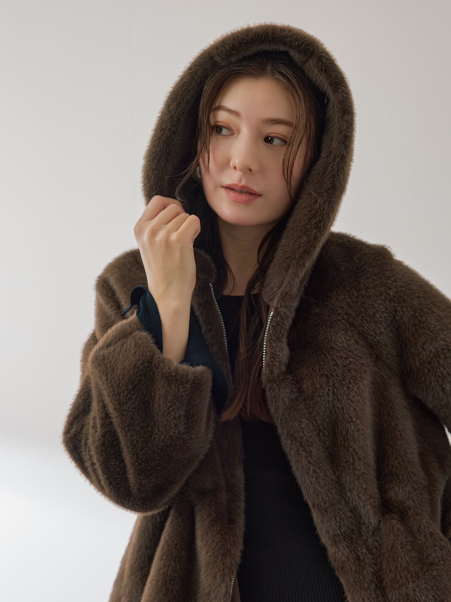 フェイクファーフーディショートコート≪手洗い可能≫