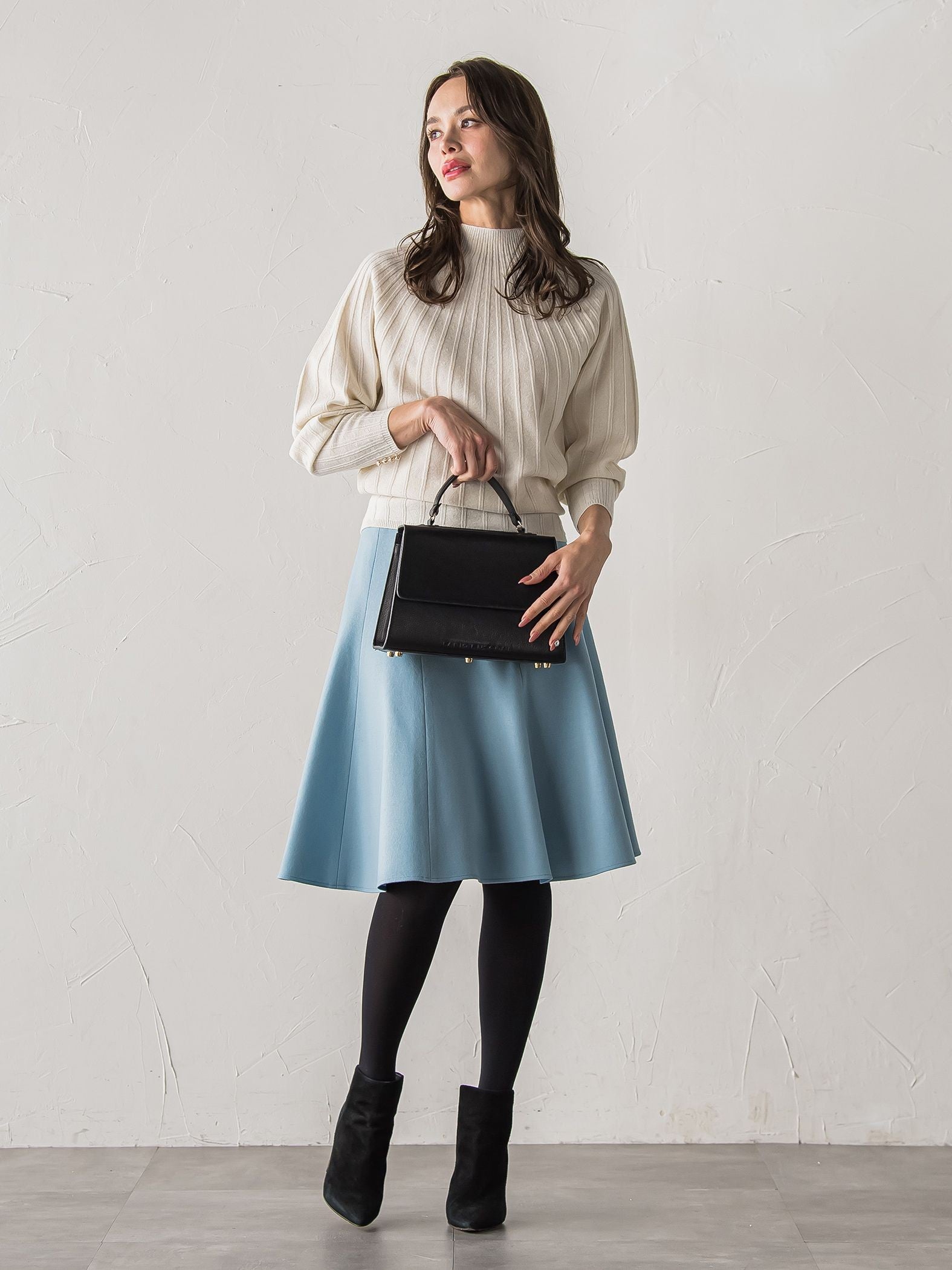 【WEB限定カラーあり】シームレスニット