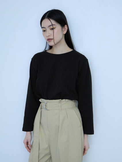 【シーズンレス】袖刺繍コットンプルオーバー