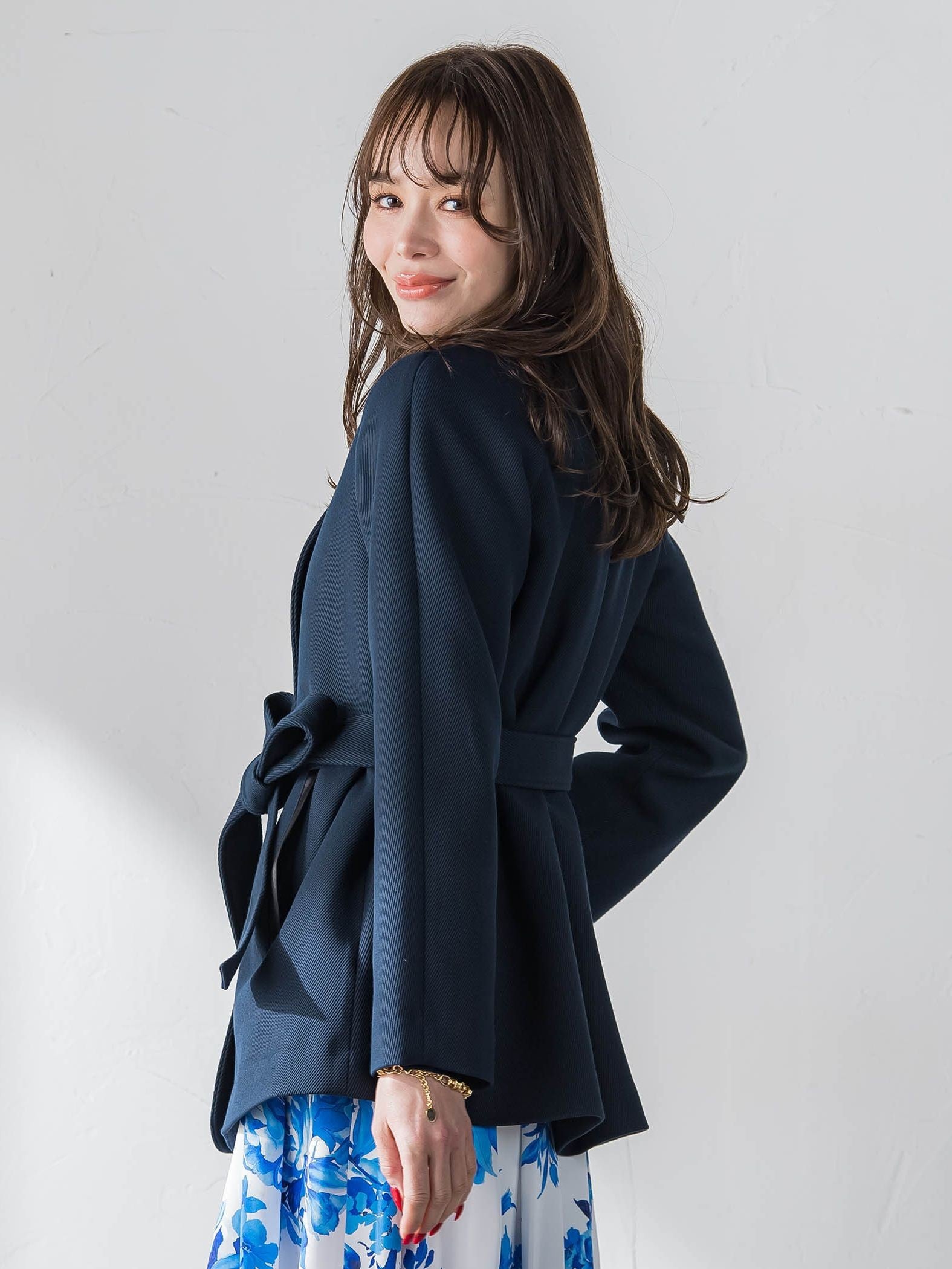 ノーカラーハーフコート