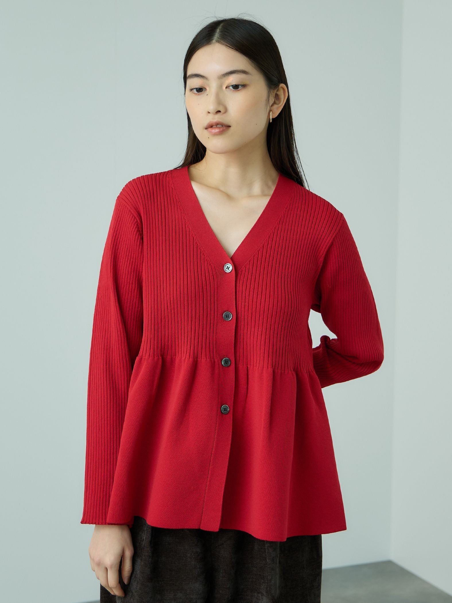 ライトウェイトペプラムニットカーディガン≪手洗い可能≫