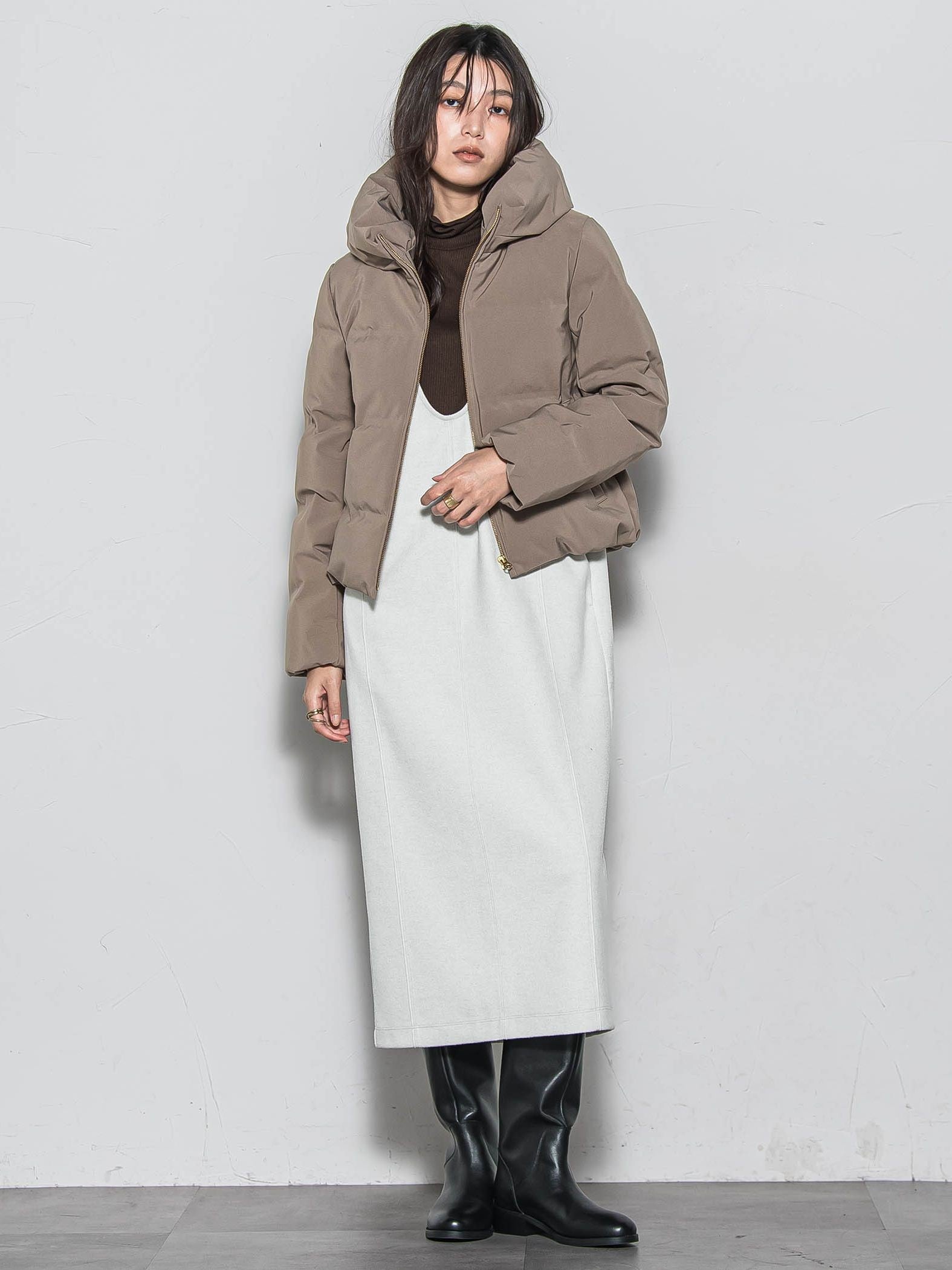 コンパクトシームレスダウンジャケット